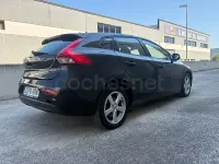 Usado Volvo V40 Kinetic 115 CV (84 kW) 2018 Negro Berlina