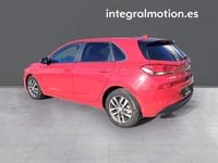 Usado Hyundai i30 95 CV (69 kW) 2020 Rojo