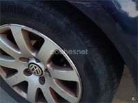 Usado VW Passat Trendline 130 CV (95 kW) 2002 Azul Familiar