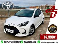 Usado Toyota Yaris Hybrid Style 116 CV (85 kW) 2022 Blanco Utilitario