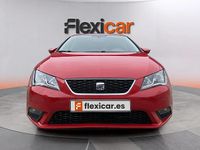 Usado Seat Leon Reference 110 CV (80 kW) 2016 Rojo Berlina