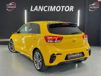 Usado Kia Rio GT-Line 100 CV (73 kW) 2023 Amarillo Berlina