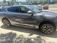 Usado Maserati Grecale GT 300 CV (220 kW) 2022 Gris / plata SUV
