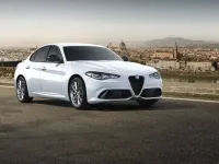 Nuevo Alfa Romeo Giulia Sprint 280 CV (205 kW) 2025 Berlina
