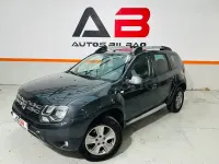 Usado Dacia Duster Lauréate 109 CV (80 kW) 2016 Gris / plata SUV