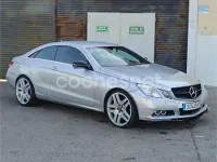 Usado Mercedes E250 Elegance 204 CV (150 kW) 2009 Gris / plata Coupe