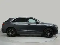 Usado Audi Q8 Ambiente 286 CV (210 kW) 2018 Gris SUV