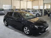 Usado Toyota Corolla Active 122 CV (89 kW) 2019 Negro Berlina
