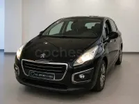Usado Peugeot 3008 Active 120 CV (88 kW) 2013 Negro Familiar