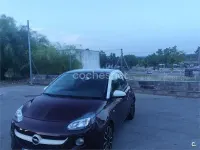 Usado Opel Adam Glam 87 CV (63 kW) 2017 Violeta / lila Utilitario