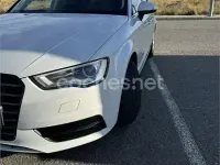 Usado Audi A3 Attraction 110 CV (80 kW) 2014 Blanco Berlina