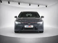 Usado VW Golf VIII GTI 245 CV (180 kW) 2022 Gris / plata Berlina