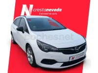 Usado Opel Astra GS Line 105 CV (77 kW) 2021 Blanco Familiar