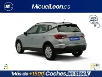 Usado Seat Arona Style 110 CV (80 kW) 2023 Blanco SUV