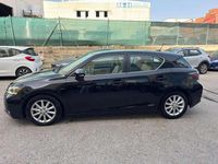 Usado Lexus CT200h 136 CV (100 kW) 2011 Negro Utilitario