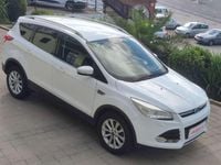Usado Ford Kuga Titanium 150 CV (110 kW) 2015 Blanco SUV