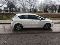 Usado Seat Leon Ecomotive 105 CV (77 kW) 2010 Blanco Utilitario