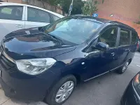 Usado Dacia Lodgy Ambiance 100 CV (73 kW) 2016 Azul Monovolumen