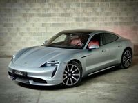 Usado Porsche Taycan Turbo 508 kW (691 CV) 2020 Gris Berlina