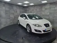 Usado Seat Leon Sport 140 CV (102 kW) 2010 Blanco Utilitario