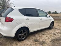 Usado Seat Altea I-Tech 105 CV (77 kW) 2015 Blanco Monovolumen