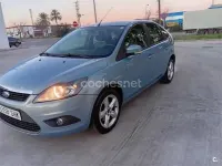 Usado Ford Focus Business Edition 90 CV (66 kW) 2008 Gris / plata Berlina