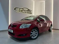 Usado Toyota Auris 90 CV (66 kW) 2008 Rojo Utilitario