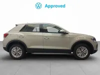 Usado VW T-Roc Business 115 CV (84 kW) 2025 Beige SUV