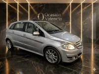 Usado Mercedes B200 136 CV (100 kW) 2009 Gris / plata Monovolumen