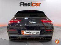 Usado Mercedes CLA200 Shooting Brake 163 CV (119 kW) 2021 Negro Familiar