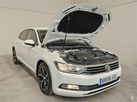 Usado VW Passat Advance 120 CV (88 kW) 2015 Blanco Berlina