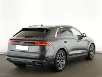 Usado Audi Q8 S-Line 286 CV (210 kW) 2022 Gris / plata SUV