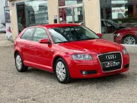 Usado Audi A3 Attraction 105 CV (77 kW) 2008 Rojo Utilitario
