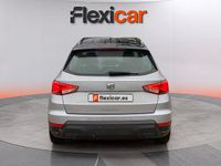 Usado Seat Arona Style 110 CV (80 kW) 2023 Gris SUV