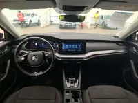 Usado Skoda Octavia Ambition 204 CV (150 kW) 2021 Negro Familiar