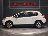 Usado Peugeot 2008 Allure 100 CV (73 kW) 2016 Blanco SUV