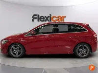 Usado Mercedes B200 150 CV (110 kW) 2019 Rojo Monovolumen