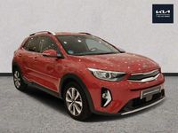 Usado Kia Stonic 120 CV (88 kW) 2021 Rojo SUV