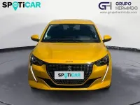 Usado Peugeot 208 Active 100 CV (73 kW) 2022 Amarillo Utilitario