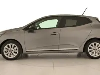 Usado Renault Clio V Evolution 100 CV (73 kW) 2025 Gris pizarra Berlina