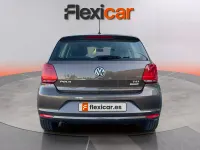 Usado VW Polo 90 CV (66 kW) 2017 Marrón Berlina