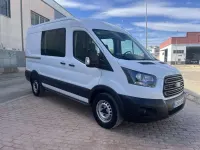 Usado Ford Transit Trend 131 CV (96 kW) 2019 Blanco Familiar