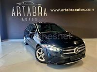 Usado Mercedes B200 150 CV (110 kW) 2019 Negro Monovolumen