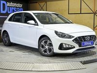 Usado Hyundai i30 116 CV (85 kW) 2021 Blanco Berlina