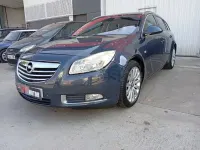 Usado Opel Insignia Cosmo 160 CV (117 kW) 2010 Azul Familiar