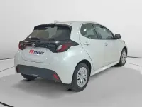 Usado Toyota Yaris Business Edition 116 CV (85 kW) 2022 Blanco Utilitario