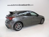 Usado Ford Focus ST-Line 125 CV (91 kW) 2022 Gris / plata Berlina