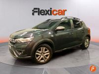 Usado Dacia Sandero Essentiel 91 CV (66 kW) 2023 Gris