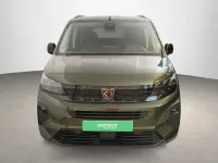Usado Peugeot Rifter Allure 101 CV (74 kW) 2024 Verde Monovolumen