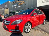 Begagnad Mercedes B180 109 HK (80 kW) 2014 Röd Minibuss